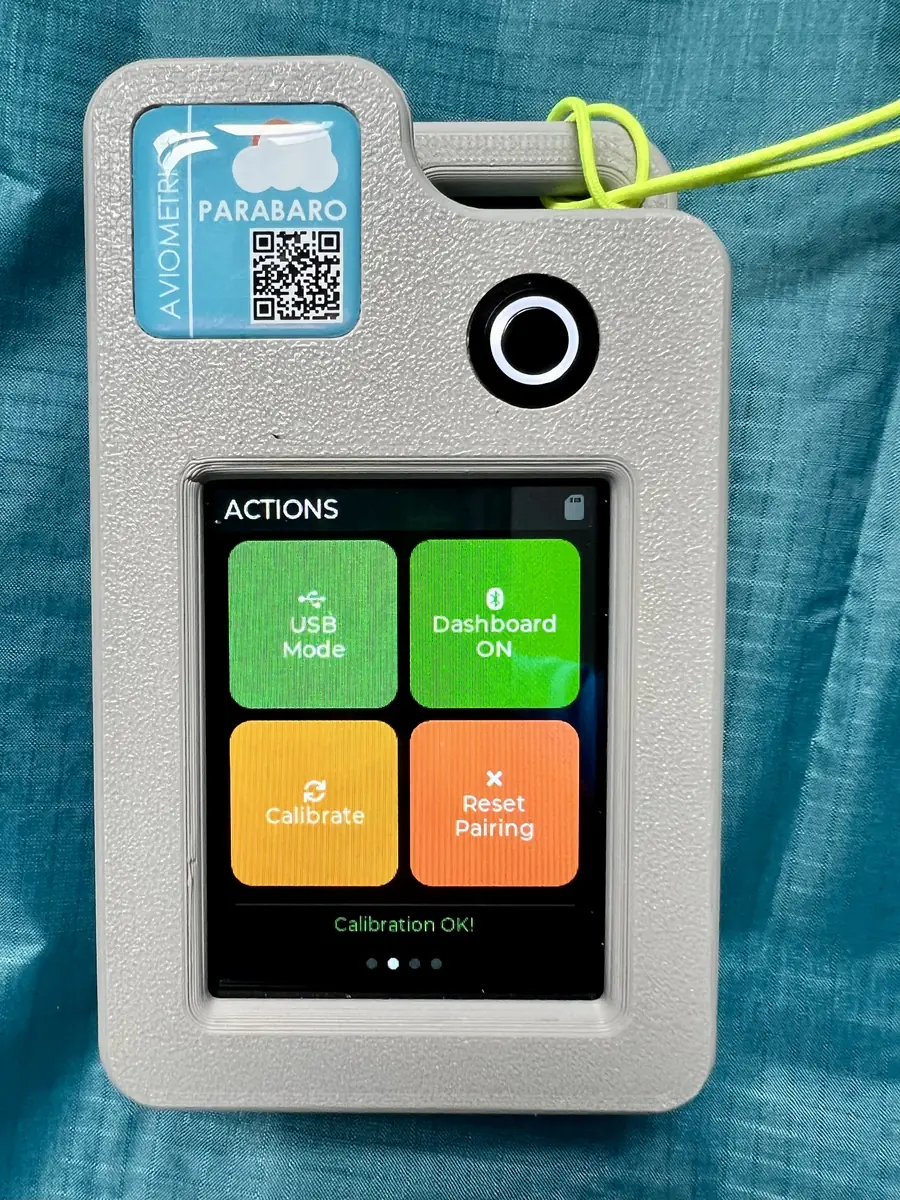 ParaBaro ACTIONS screen showing USB Mode, Dashboard ON, Calibrate and Reset Pairing options